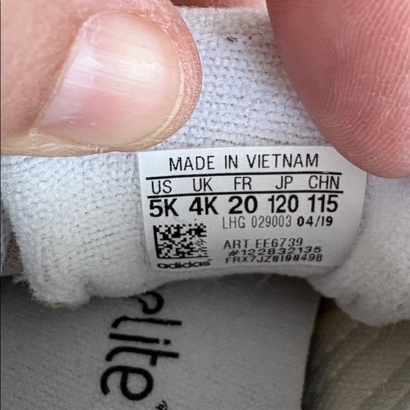 Adidas White Sneakers with Iridescent Accents - Picture 6 of 6